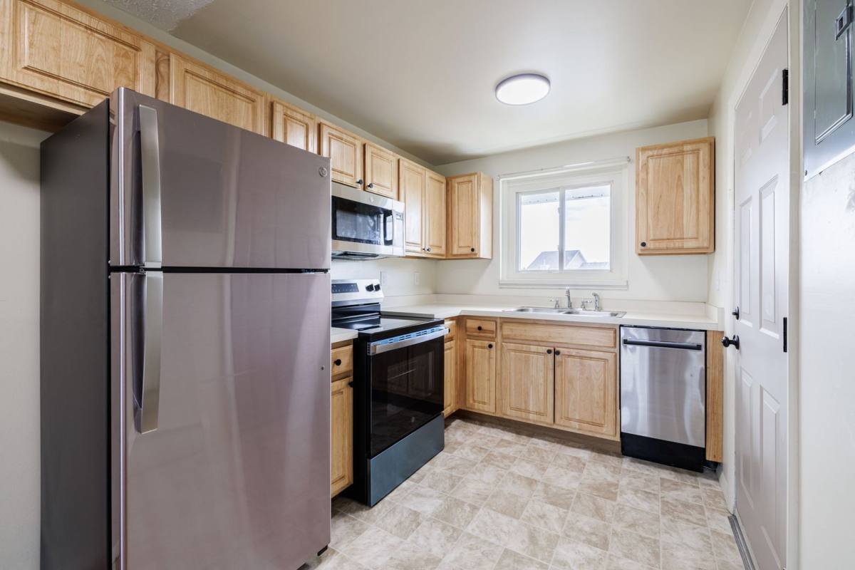 Apartment for rent at 5095 Emerson Rd, Canandaigua, NY 14424