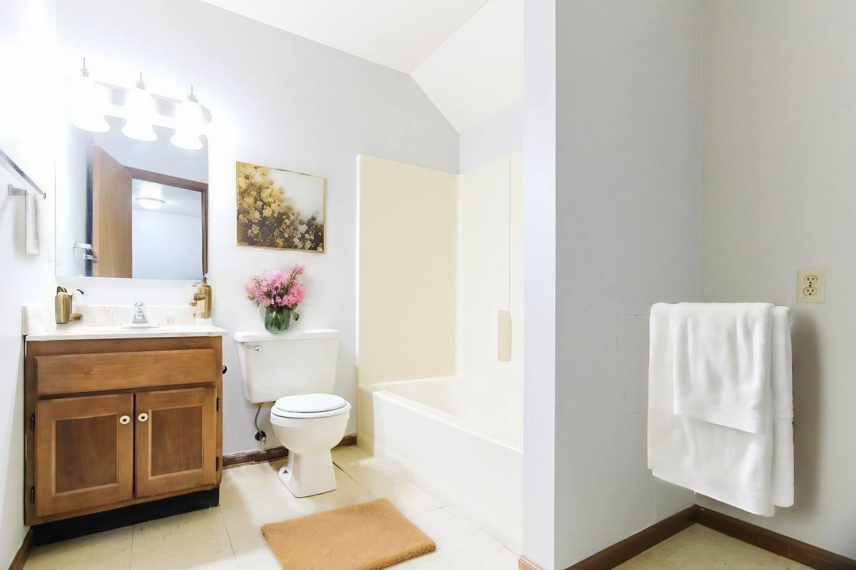 Townhouse for rent at 22156 Maple Court, Woodburn, IN 46797