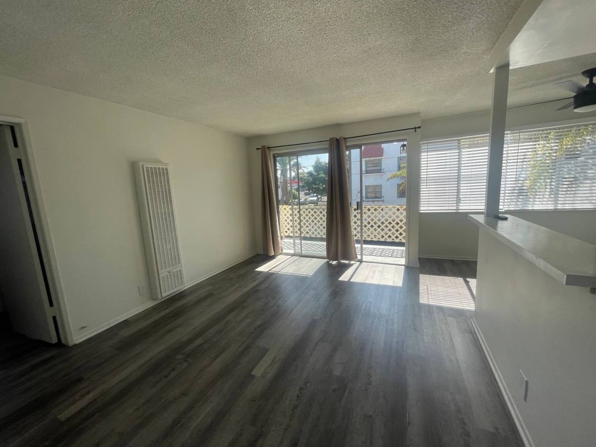 Apartment for rent at 3620 S Pacific Ave, San Pedro, CA 90731