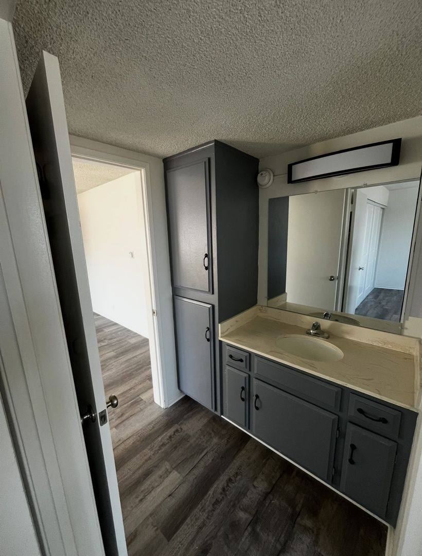 Apartment for rent at 3620 S Pacific Ave, San Pedro, CA 90731