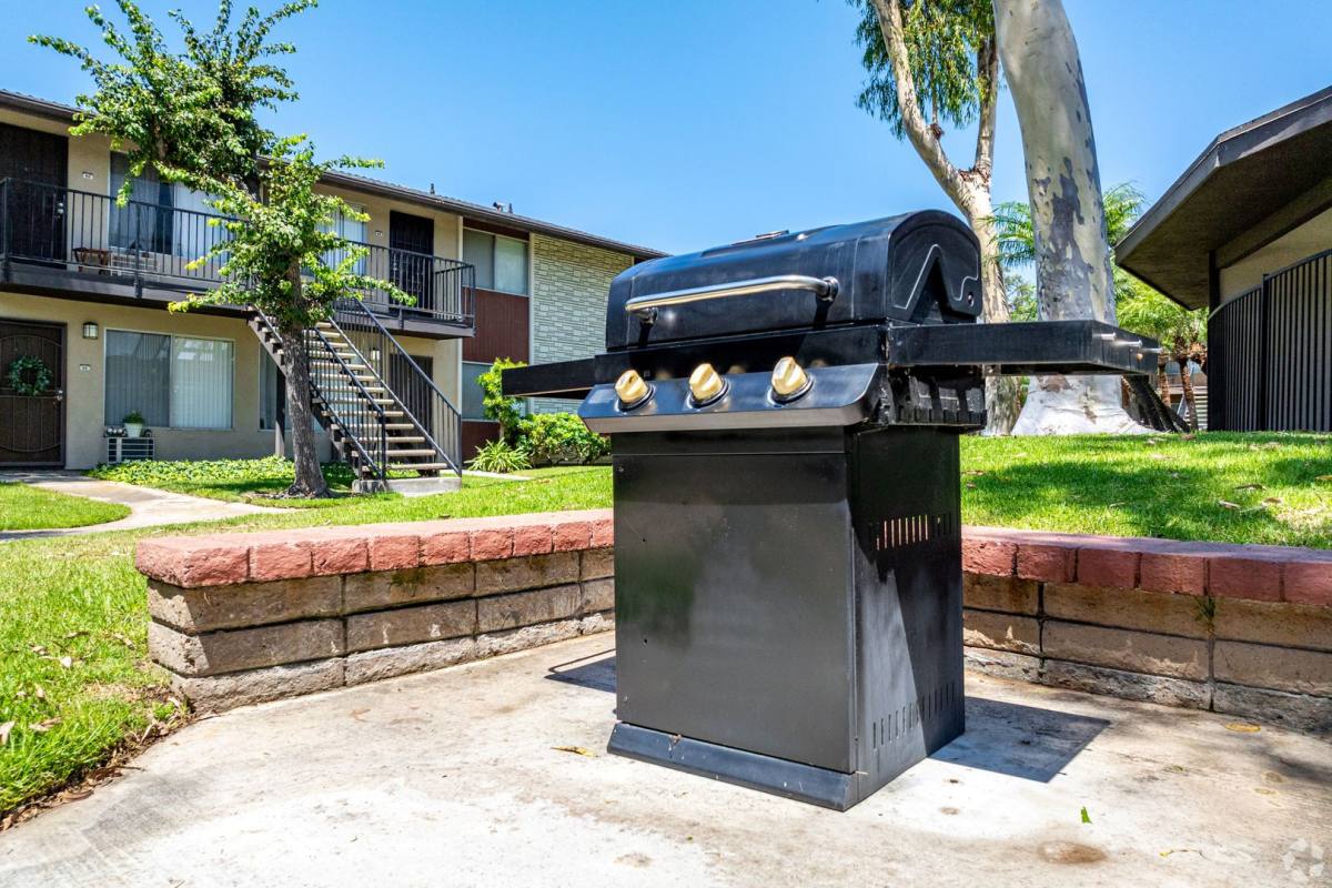 Apartment for rent at 9091 Holder St, Cypress, CA 90630