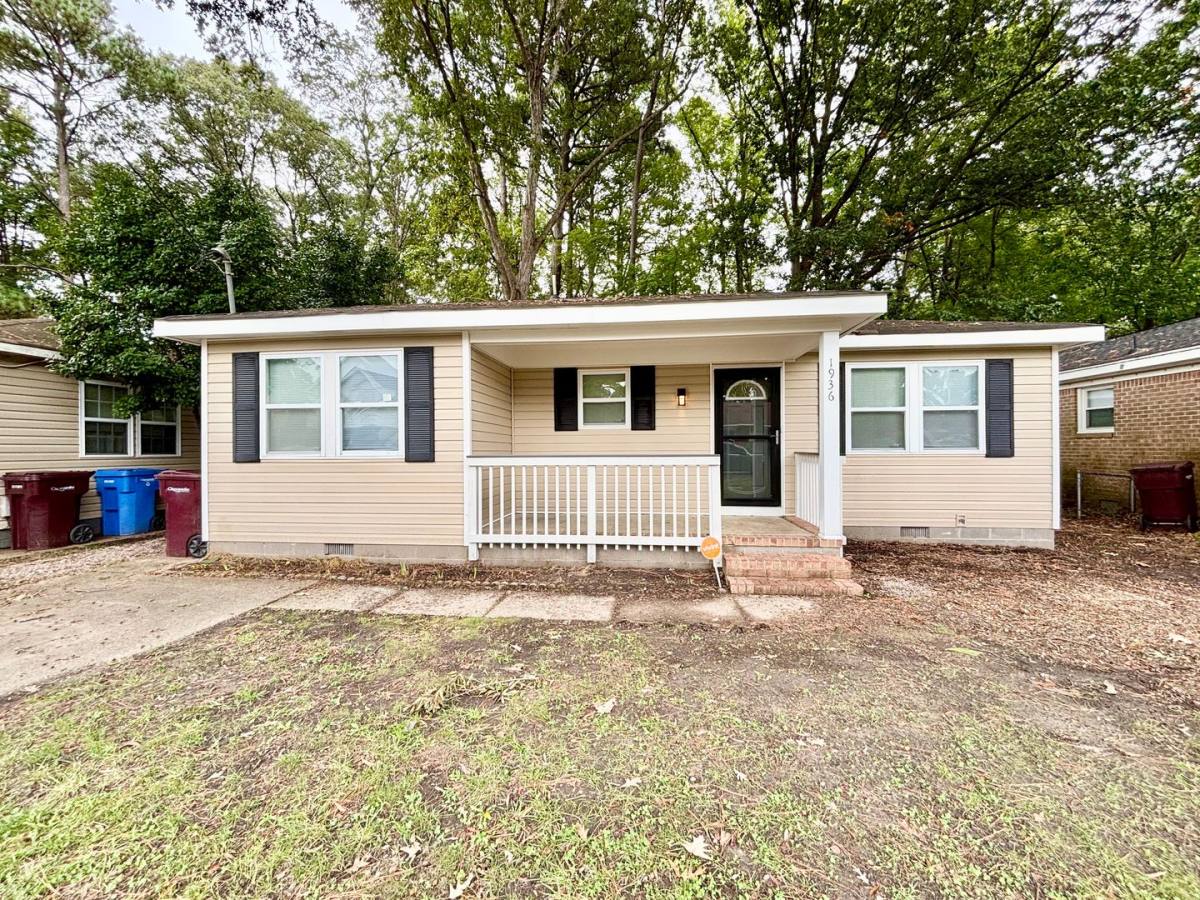 House for rent at 1936 Weber Ave, Chesapeake, VA 23320