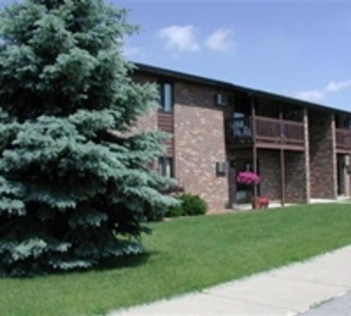 Apartment for rent at 1665 Lenwood Ave, Green Bay, WI 54303