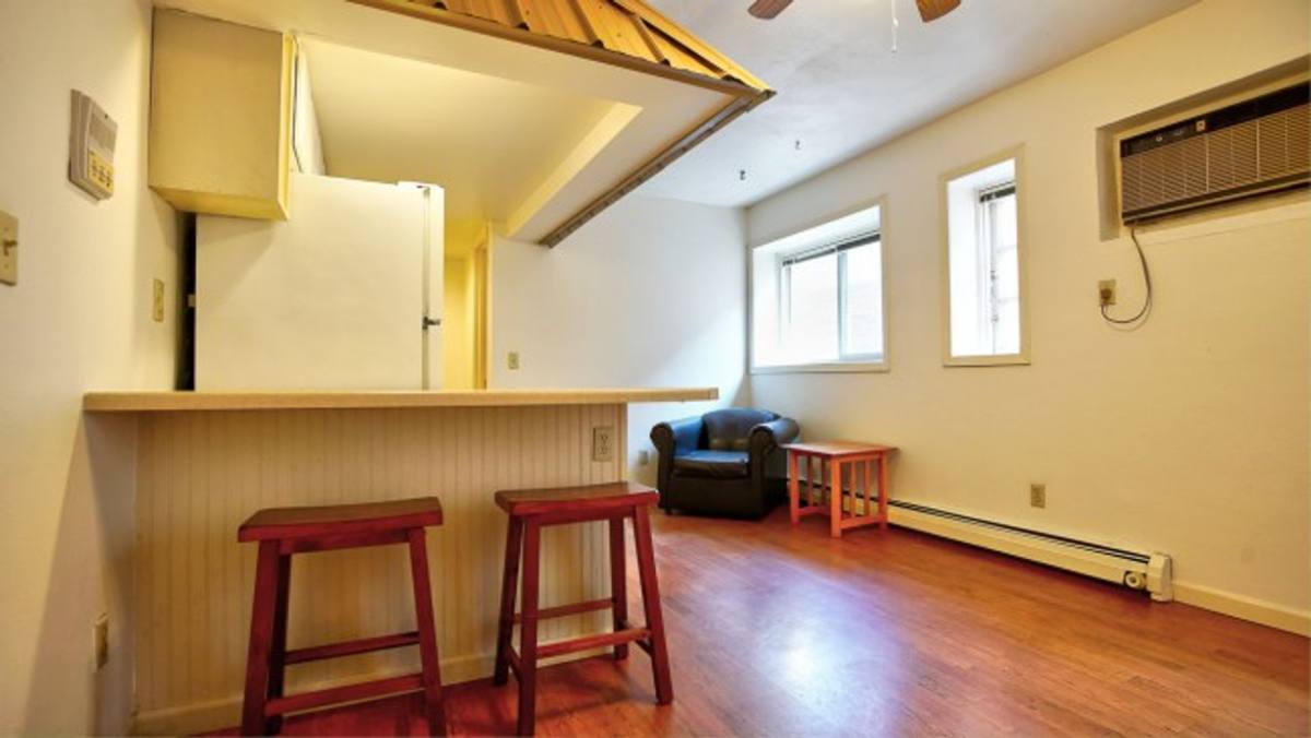 Apartment for rent at 237 W Lakelawn Place, Madison, WI 53703