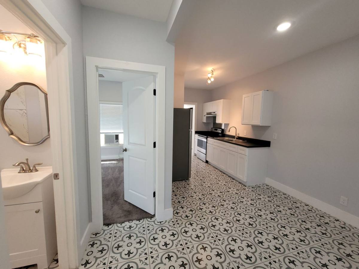 Apartment for rent at 1026 W French Place, San Antonio, TX 78212
