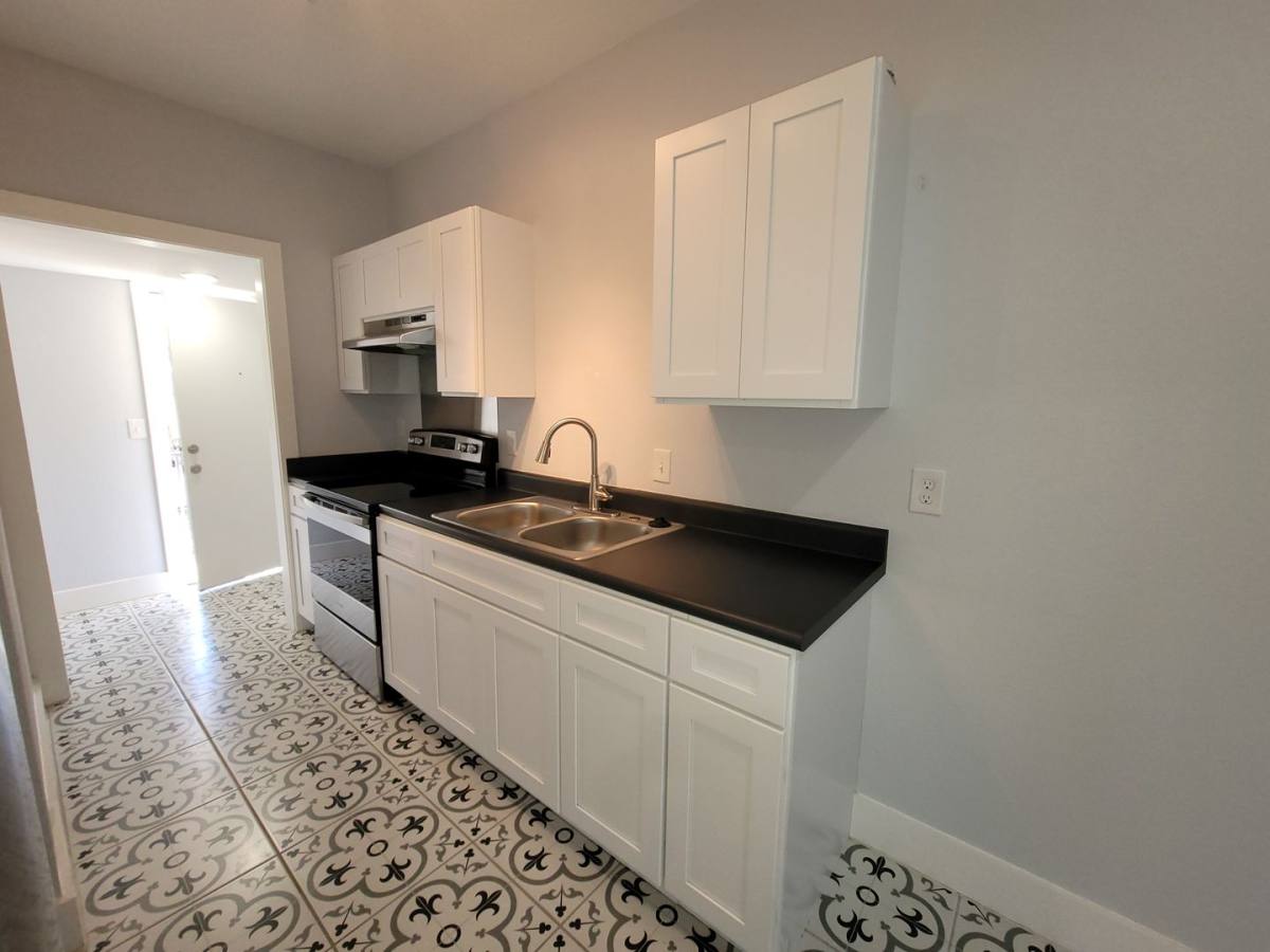 Apartment for rent at 1026 W French Place, San Antonio, TX 78212