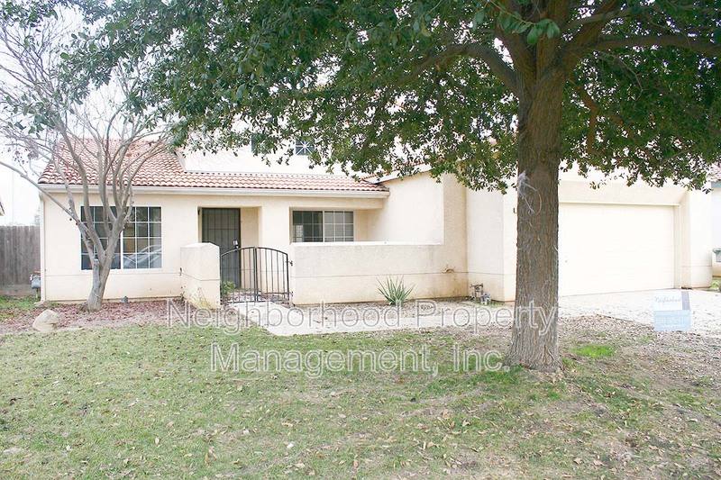 House for rent at 3574 N State Ave, Fresno, CA 93722