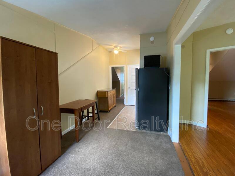 Apartment for rent at 1107B Richmond Rd, Williamsburg, VA 23185