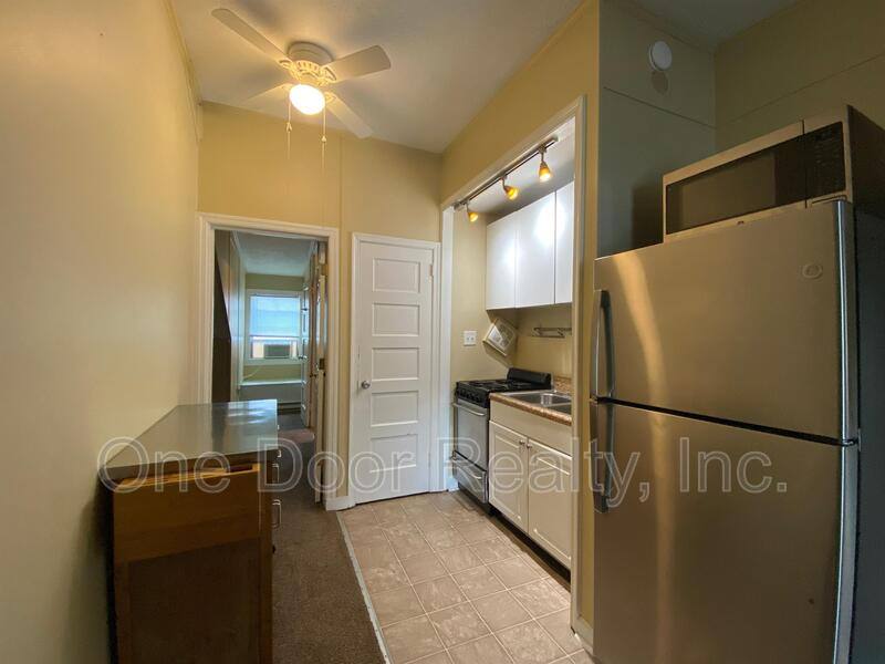 Apartment for rent at 1107B Richmond Rd, Williamsburg, VA 23185