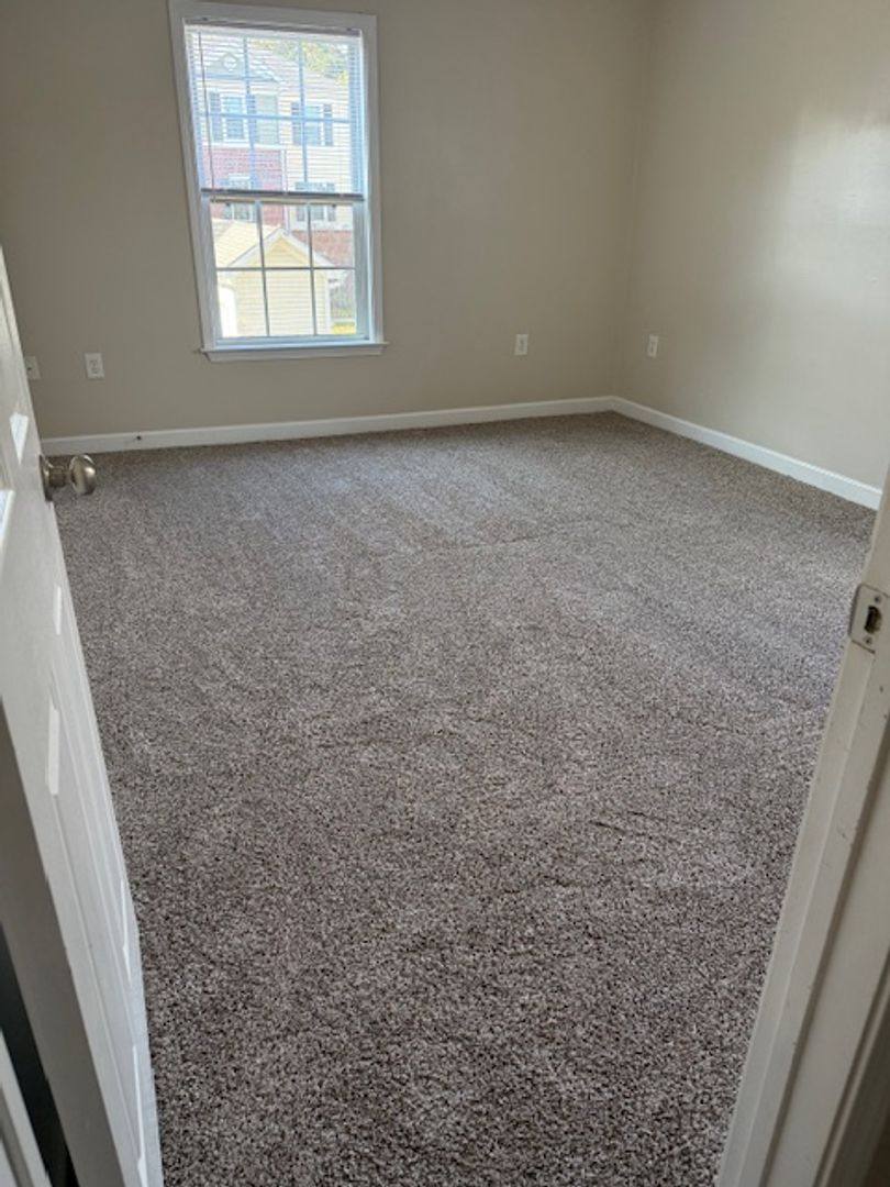Apartment for rent at 190 Valencia Dr, Jacksonville, NC 28546