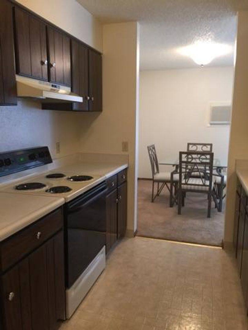 Apartment for rent at 1001 E 12th St, Gillette, WY 82716
