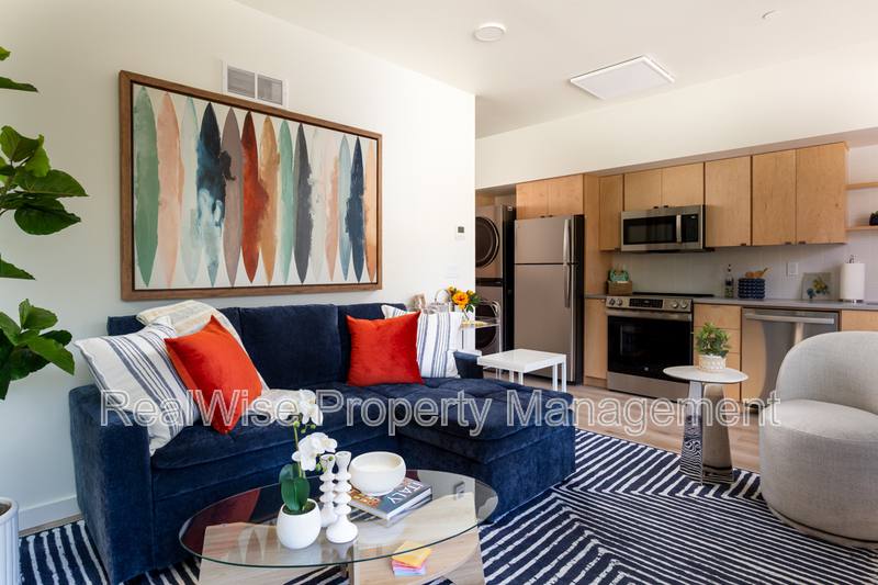 Apartment for rent at 174 Garfield St #203, Ashland, OR 97520