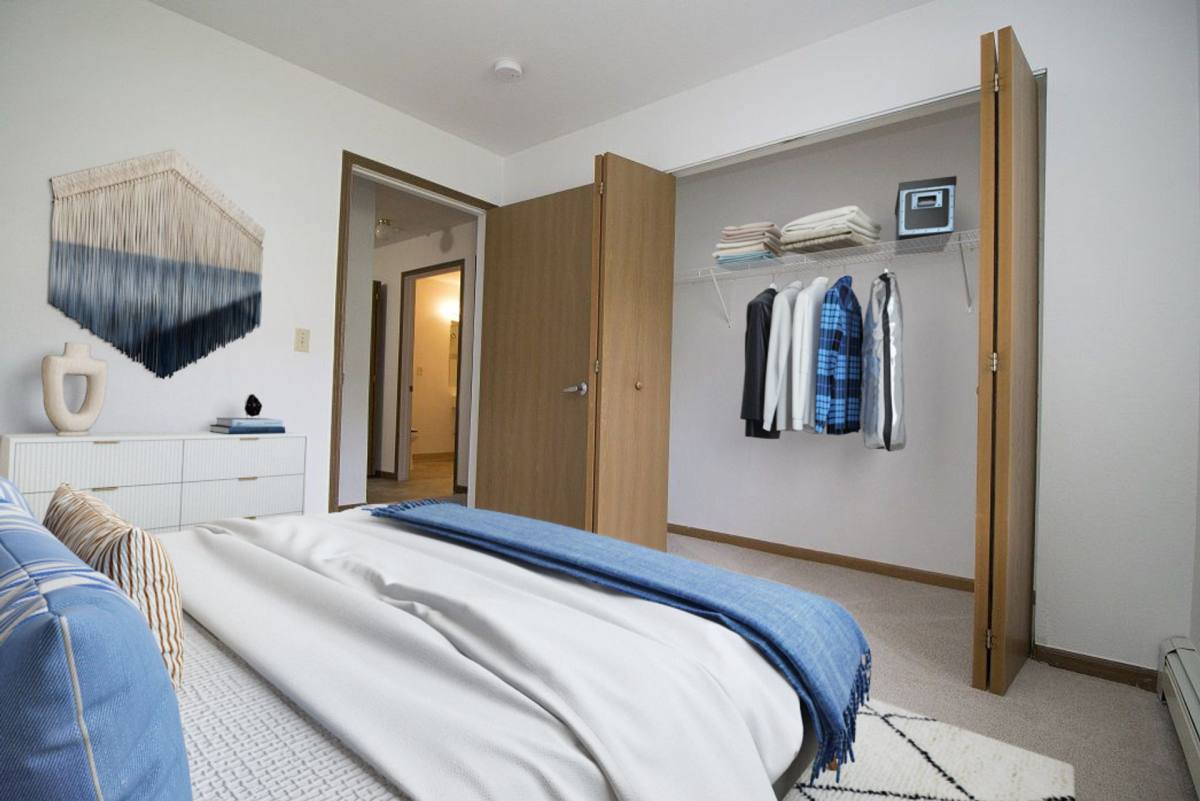 3131 N Squirrel Rd, Auburn Hills, MI 48326 - Apartment For Rent - Image 4