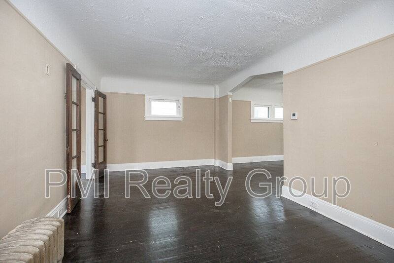 House for rent at 888 Evangeline Rd, Cleveland, OH 44110