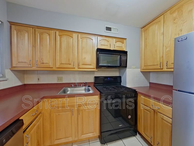 Apartment for rent at 6917 Colonial Woods Dr #10, Saint Louis, MO 63129