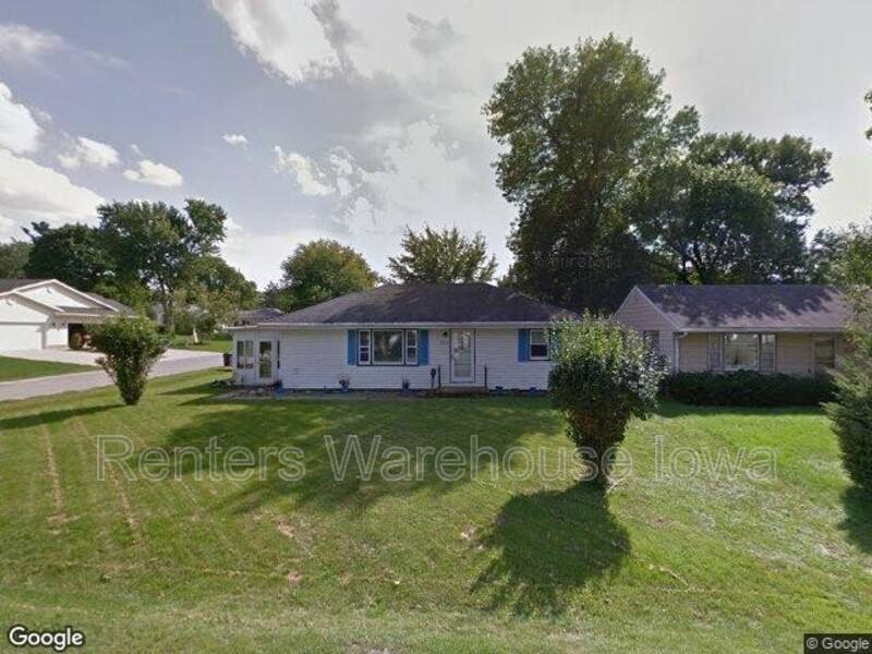 House for rent at 703 W Pleasant St, Colfax, IA 50054