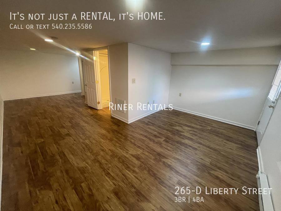 Townhouse for rent at 265-D Liberty St, Harrisonburg, VA 22801