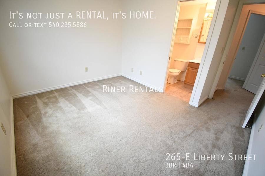 Townhouse for rent at 265-E Liberty St, Harrisonburg, VA 22801