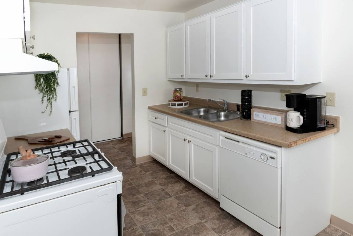 Apartment for rent at 7700 49th Ave N, Minneapolis, MN 55428