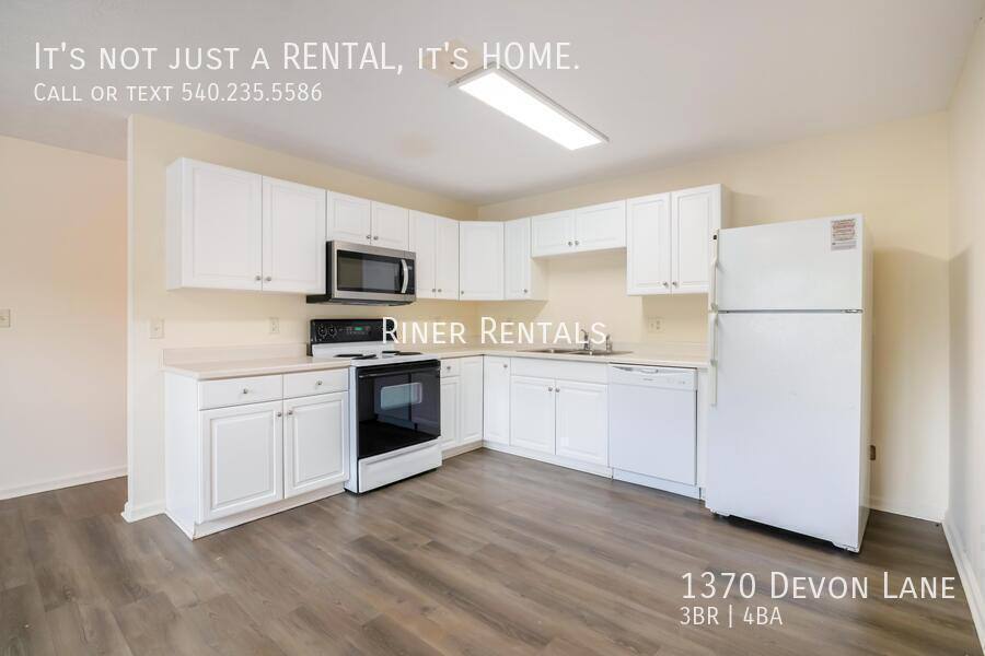 Townhouse for rent at 1370 Devon Lane, Harrisonburg, VA 22801