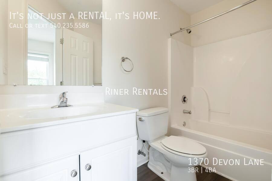 Townhouse for rent at 1370 Devon Lane, Harrisonburg, VA 22801