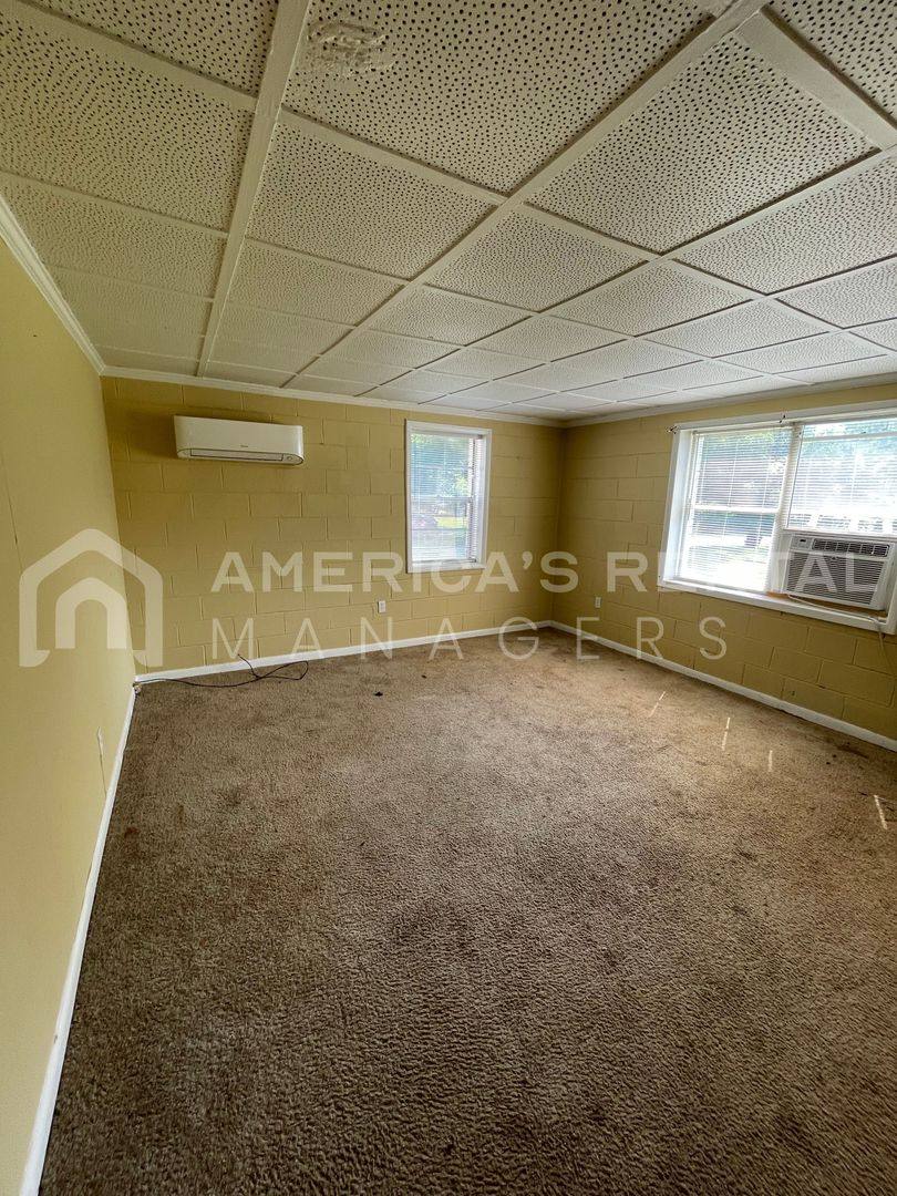 Apartment for rent at 1701 Berkley Ave, Bessemer, AL 35020