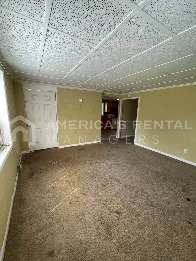 Apartment for rent at 1701 Berkley Ave, Bessemer, AL 35020