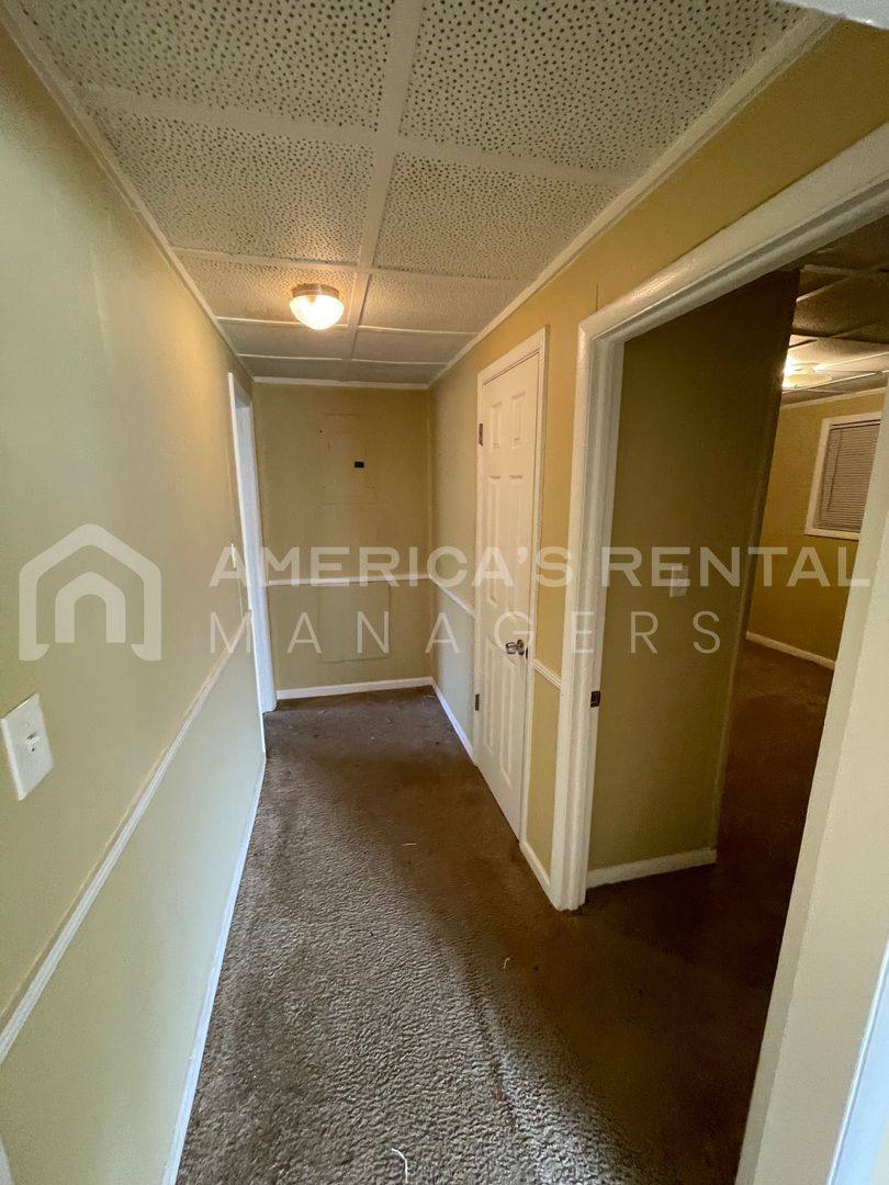 Apartment for rent at 1701 Berkley Ave, Bessemer, AL 35020