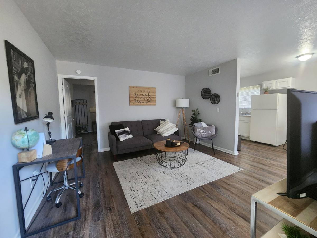 Apartment for rent at 917 Oakview Ave, Columbus, GA 31906