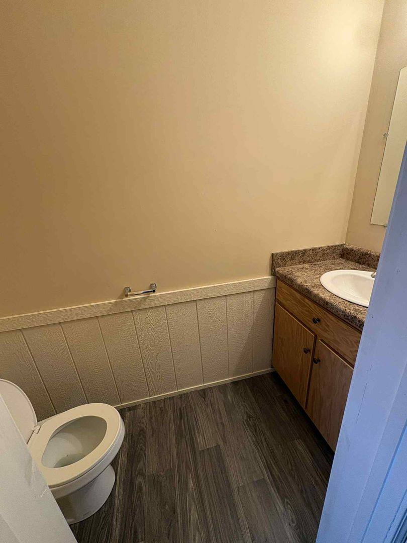 Apartment for rent at 529 E Main St, Glasgow, KY 42141