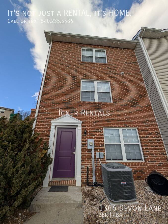 Townhouse for rent at 1366 Devon Lane, Harrisonburg, VA 22801