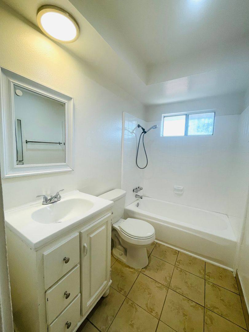 Apartment for rent at 720-722 N Ojai Rd, Santa Paula, CA 93060