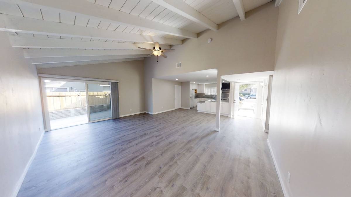 Townhouse for rent at 5441 Brockbank Place, San Diego, CA 92115