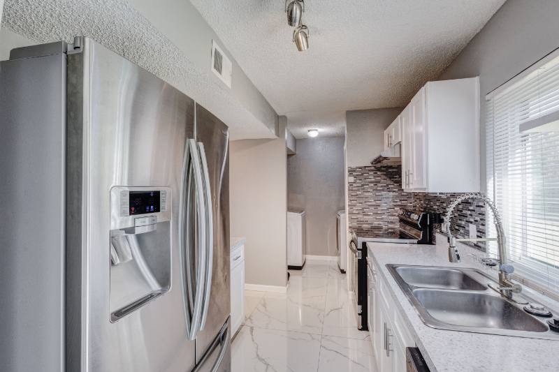 House for rent at 3501 Green Hill Dr, Arlington, TX 76014