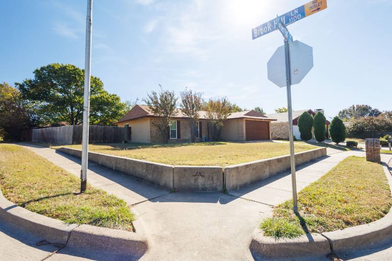 House for rent at 3501 Green Hill Dr, Arlington, TX 76014