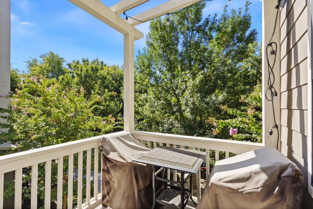 331 Caramel Lane, Sacramento, CA 95814 - House for Rent - Image 13