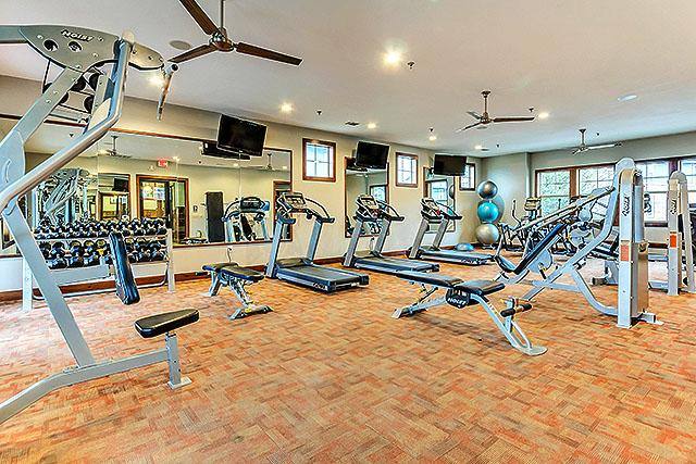 Apartment for rent at 4645 Plano Parkway, Carrollton, TX 75007