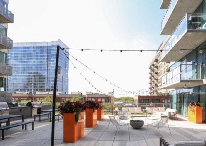 Apartment for rent at 2111 S Wabash Ave #1801, Chicago, IL 60616