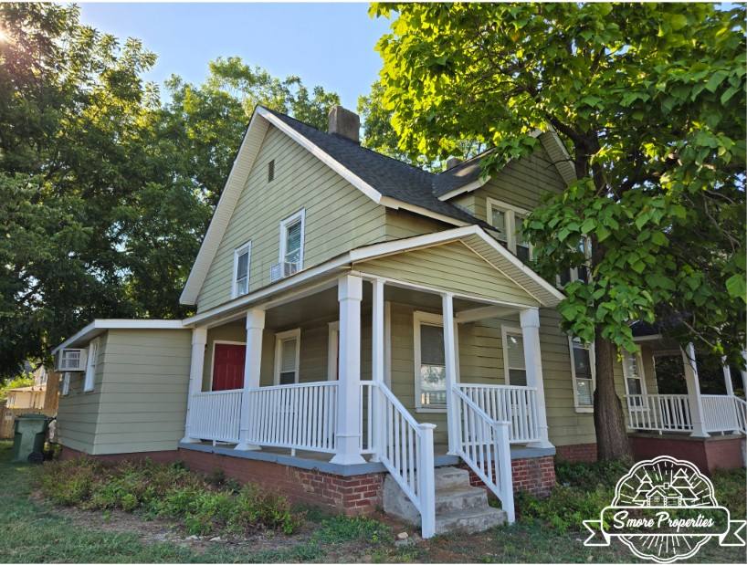 Townhouse for rent at 3410 Triana Blvd SW, Huntsville, AL 35805