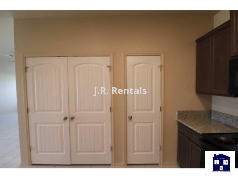 Townhouse for rent at 1705 Montell St #B, Copperas Cove, TX 76522