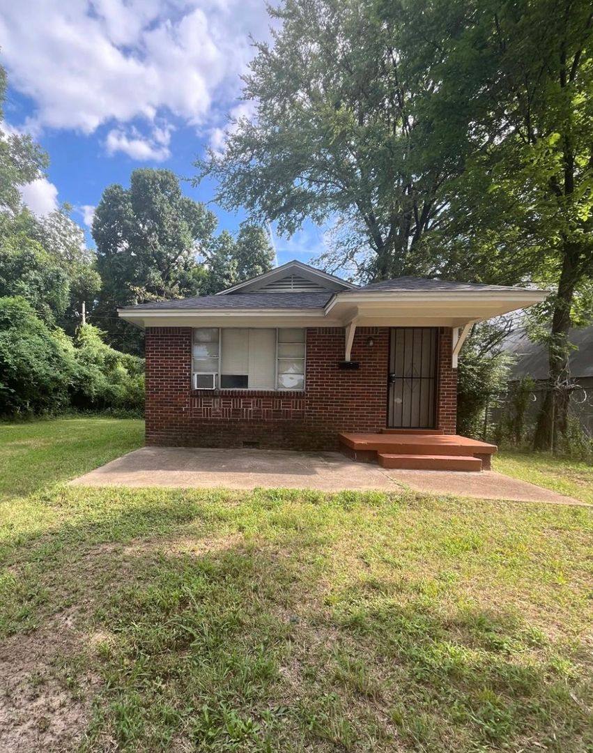 House for rent at 2225 Riley Alley, Memphis, TN 38114