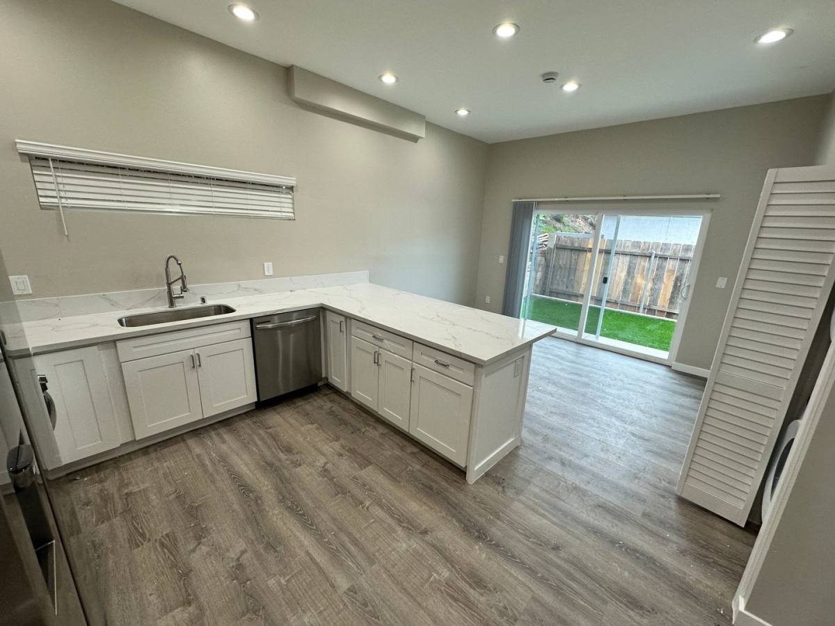 Townhouse for rent at 5128 Alumni Place, San Diego, CA 92115