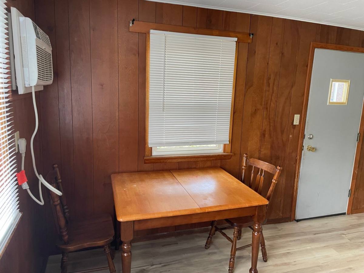 Apartment for rent at 906 W Springfield Ave, Urbana, IL 61801