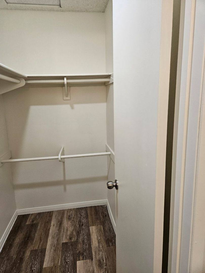Apartment for rent at 28301 Encanto Dr, Menifee, CA 92586