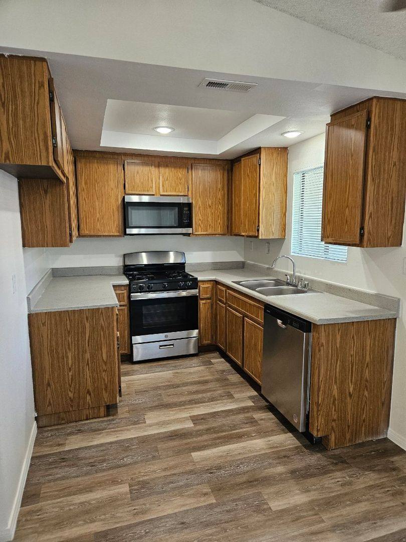 Apartment for rent at 28301 Encanto Dr, Menifee, CA 92586