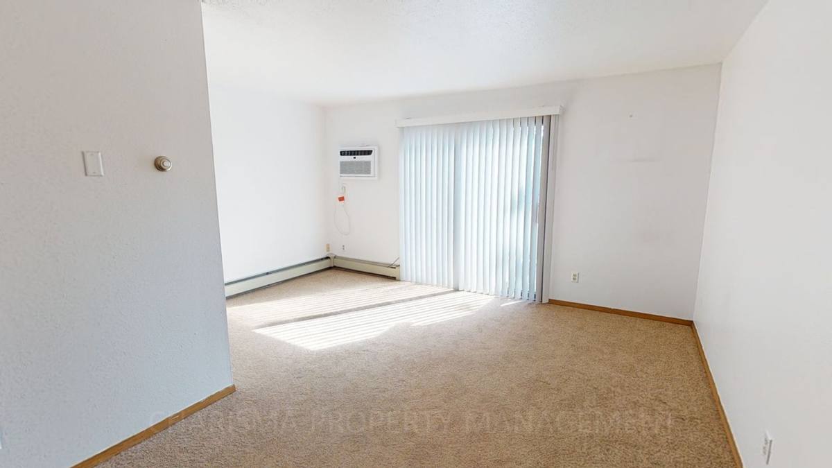 Apartment for rent at 920 2nd St NW, Pipestone, MN 56164