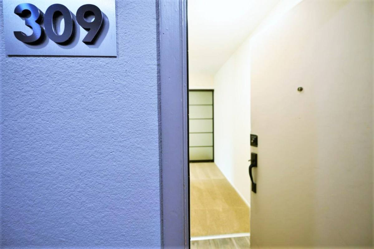 Apartment for rent at 95 Linda Ave, Oakland, CA 94611