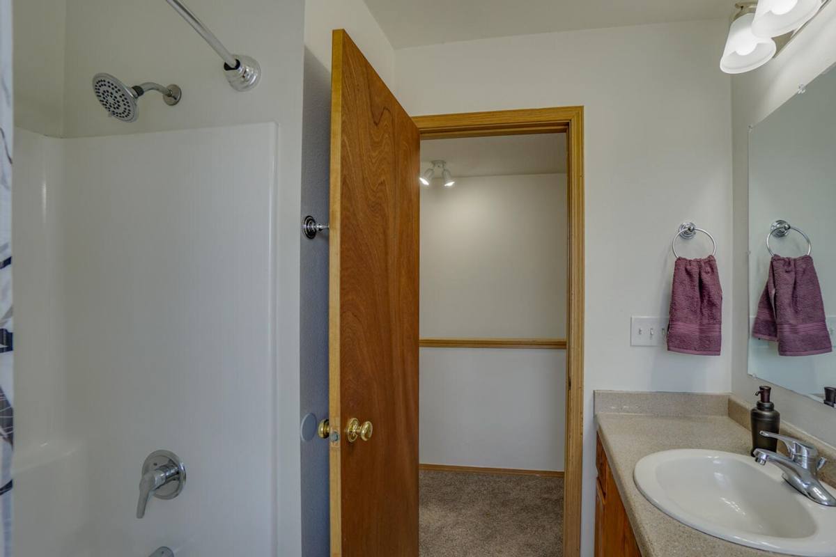 Apartment for rent at 1901-1943 SE 122nd Ave, Portland, OR 97233