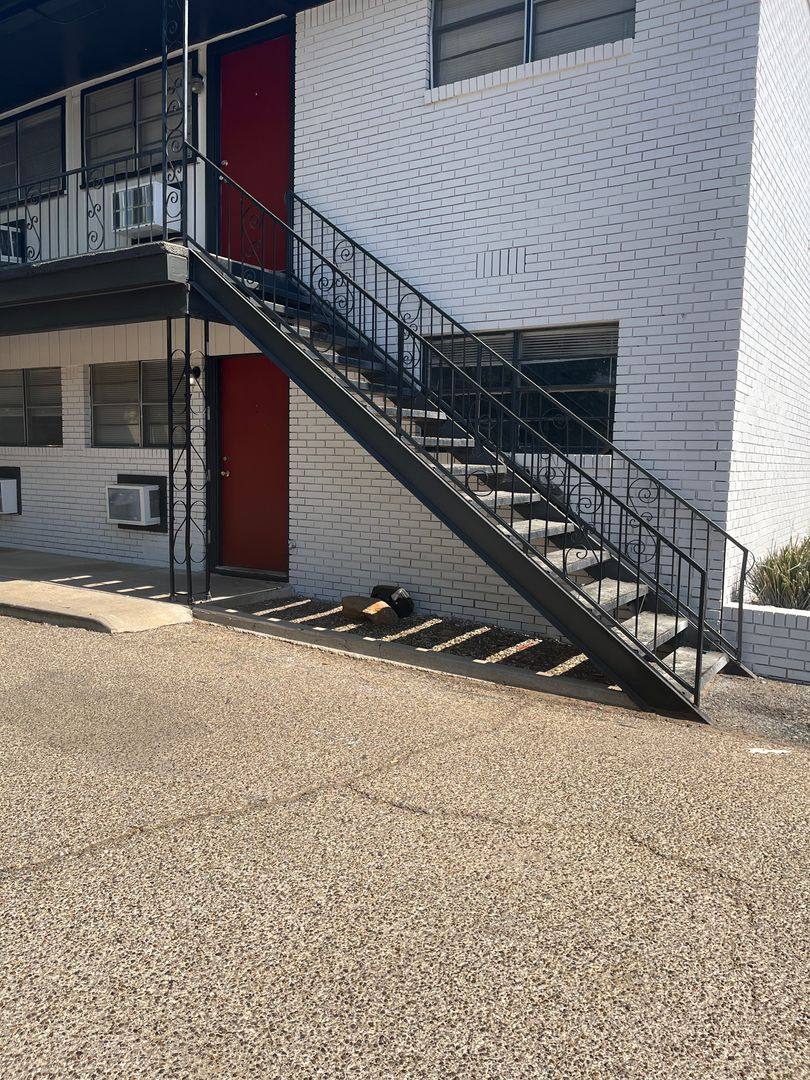 Apartment for rent at 1509 Ave S, Lubbock, TX 79401