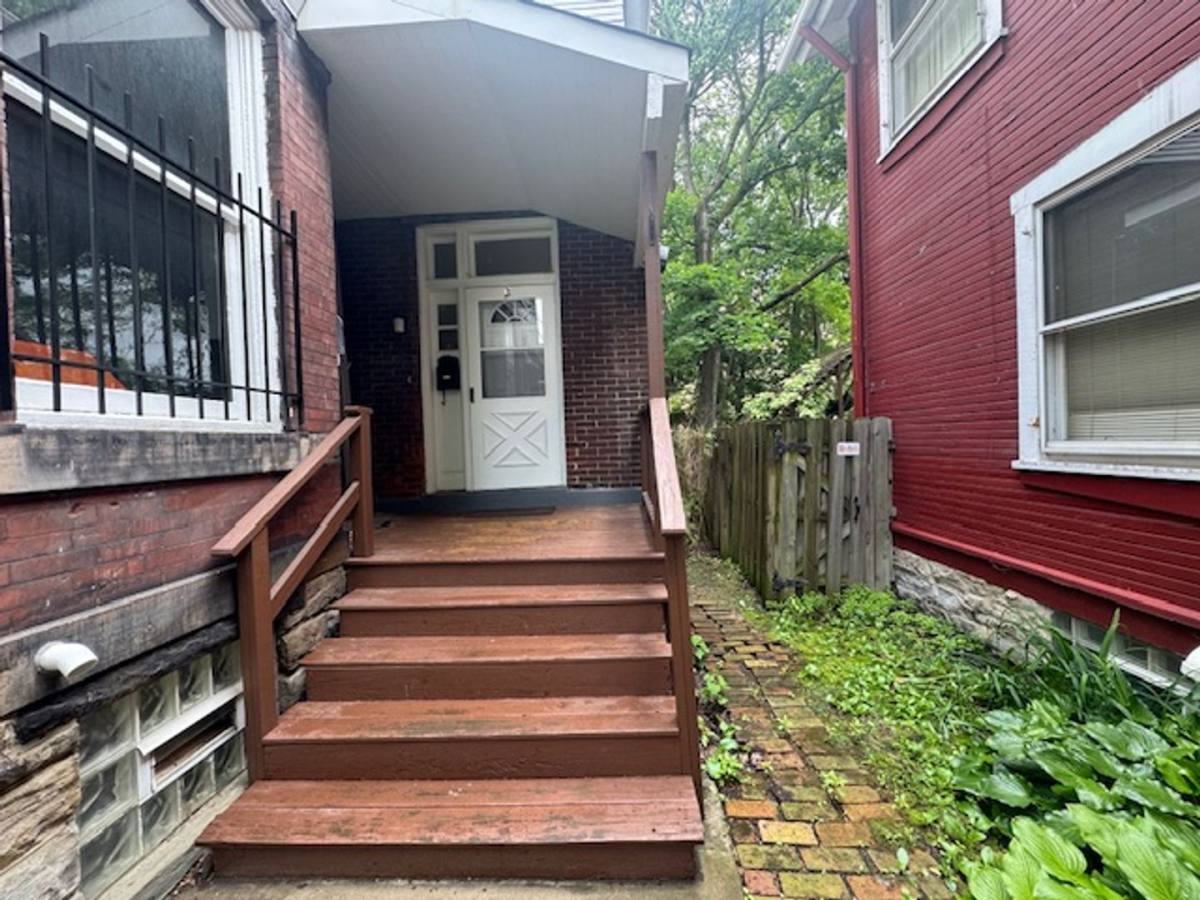 Apartment for rent at 333 Morewood Ave, Pittsburgh, PA 15213